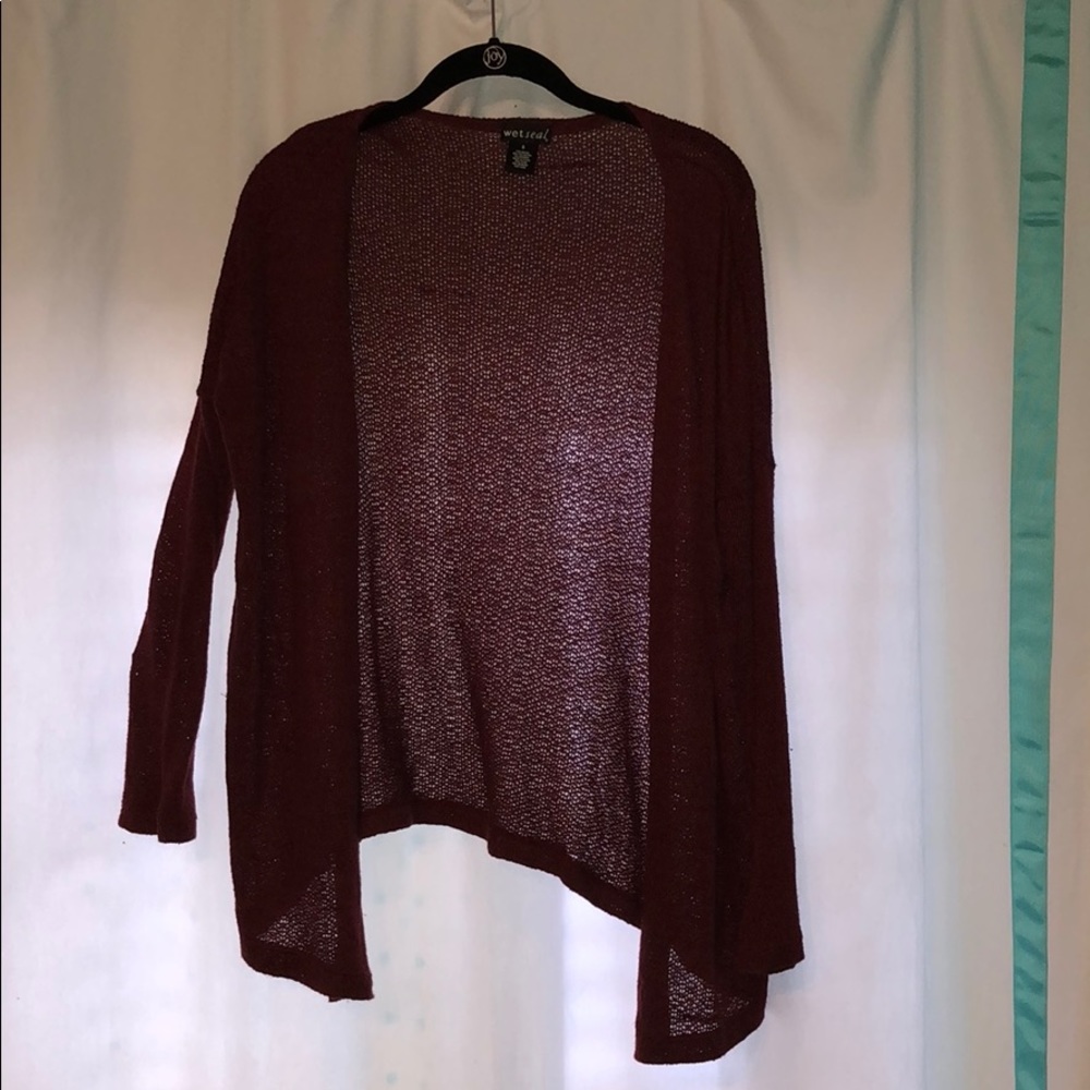 burgundy, knitted cardigan